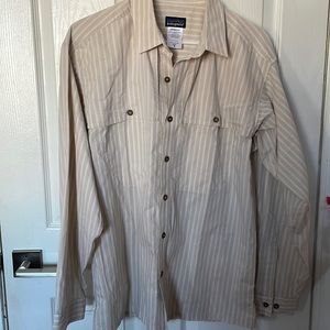 Mens Patagonia Light brown white  plaid long sleeve button up shirt